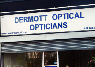 Shop Sign in Beckenham, Dermott Optical